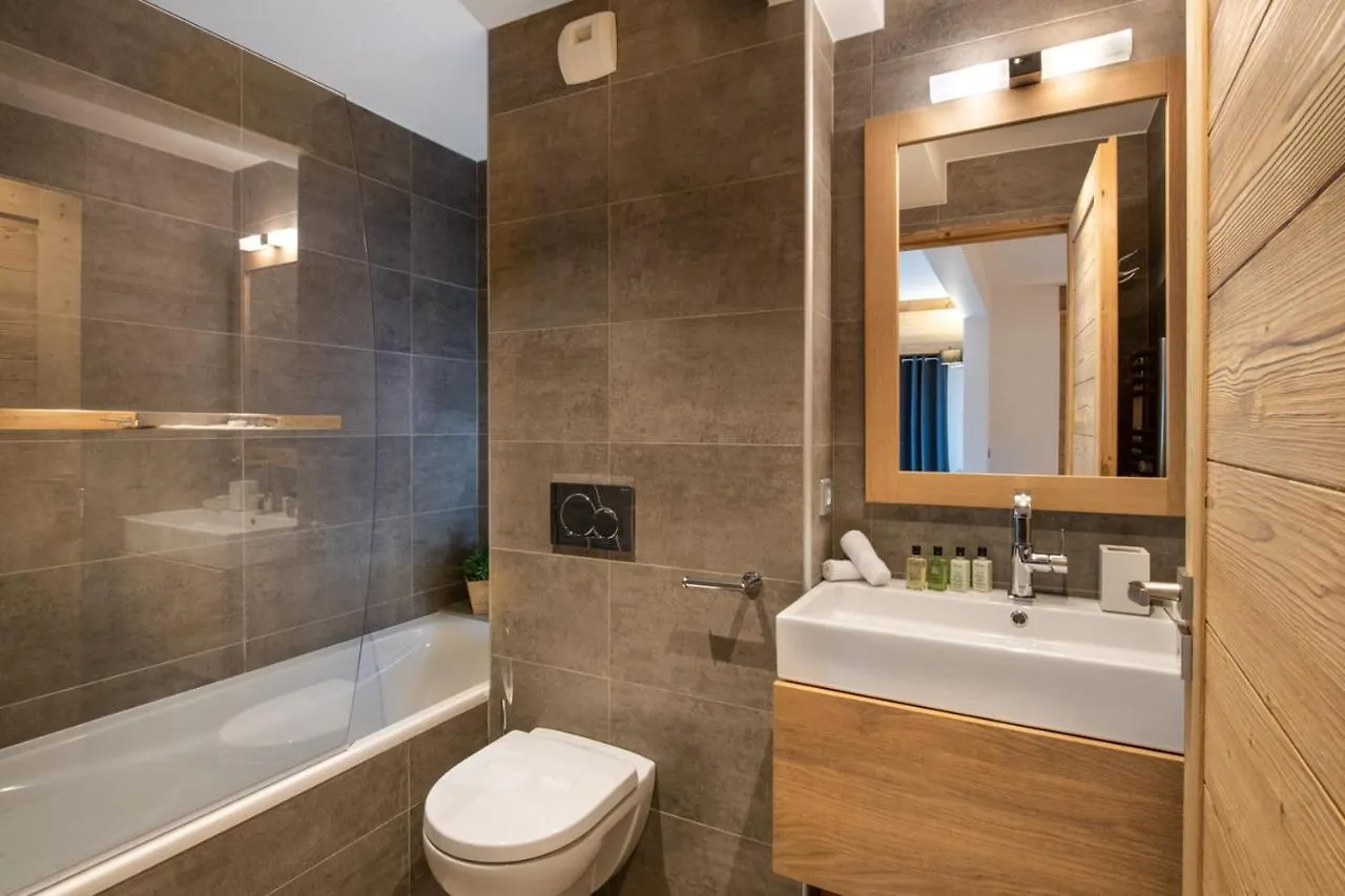 Whistler Lodge By Alpine Resorts Courchevel