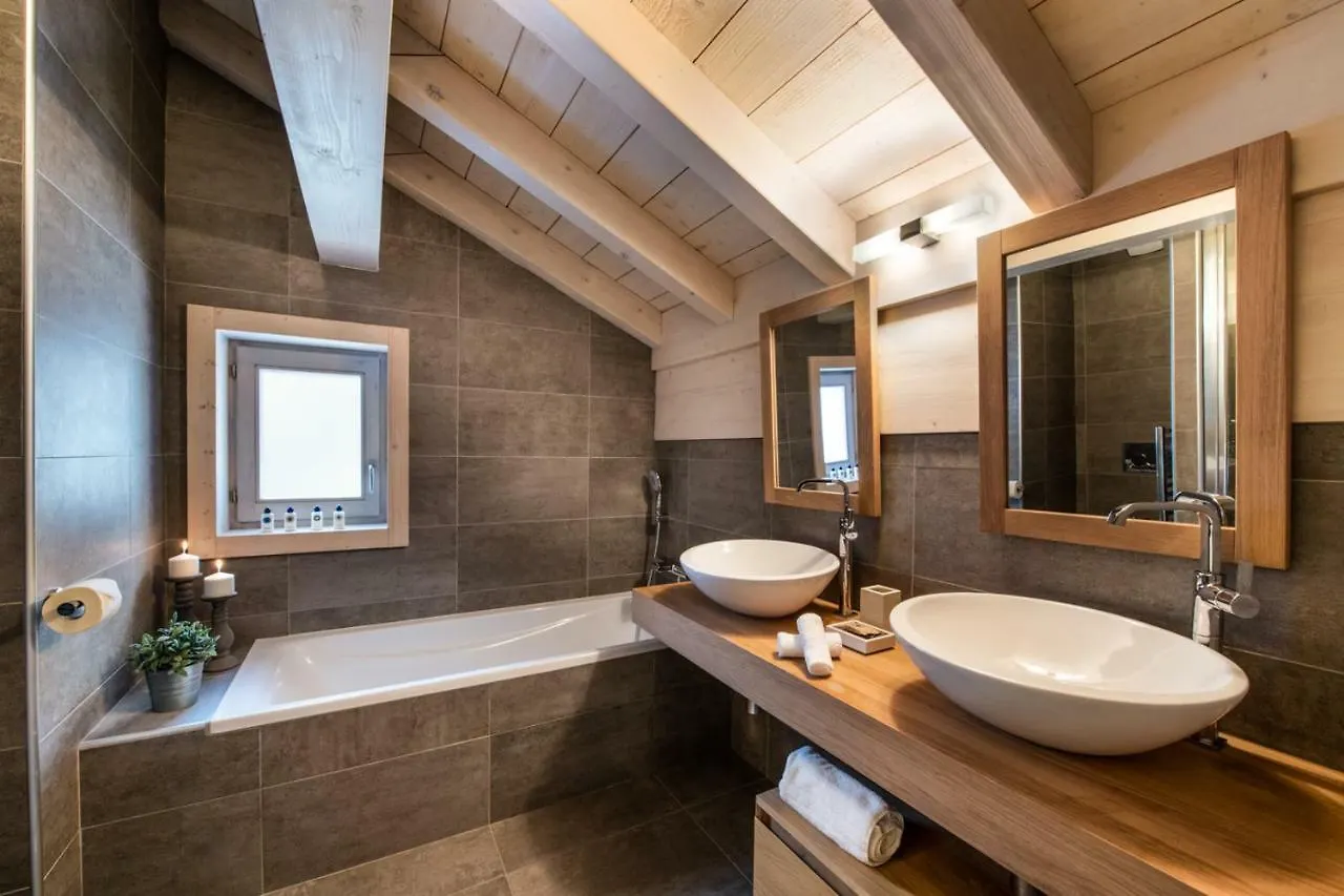 Whistler Lodge By Alpine Resorts Courchevel Francja